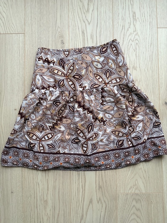 Dresses & Skirts - 3/$20 A.K.A. Low Rise Boho Knee Length Skirt Brown Patterned Size Small